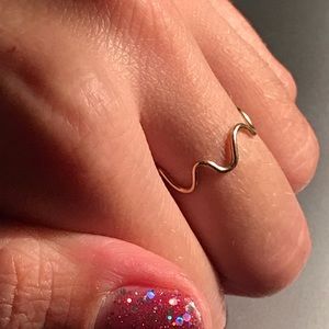 Gold filled ring squiggle ring